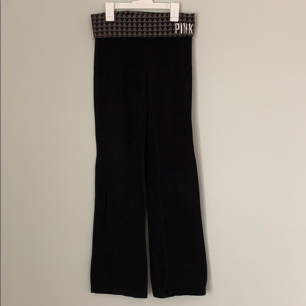 VS yoga pants